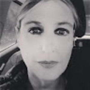 Meet your Posher, Liz